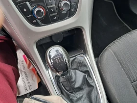 Opel Astra 1.7 CDTi 110ks EUR0 5 .6SK, снимка 10