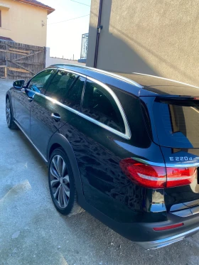 Mercedes-Benz E 220 All terrain, снимка 6