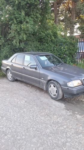 Mercedes-Benz C 220, снимка 2