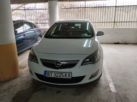 Opel Astra J, снимка 1