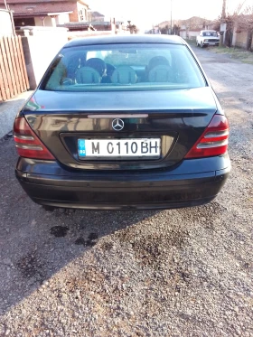 Mercedes-Benz C 220, снимка 9