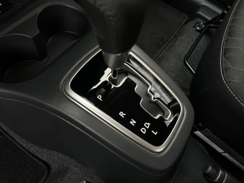 Mitsubishi Space star  1.2i AВТОМАТИК, снимка 11 - Автомобили и джипове - 45064228