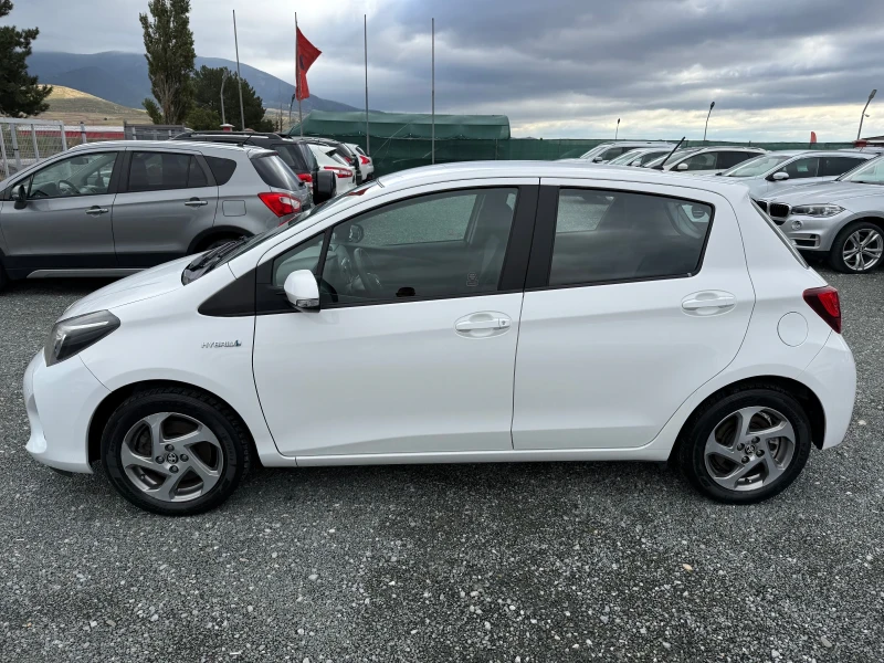 Toyota Yaris (KATO НОВА)^(ХИБРИД), снимка 10 - Автомобили и джипове - 47382669