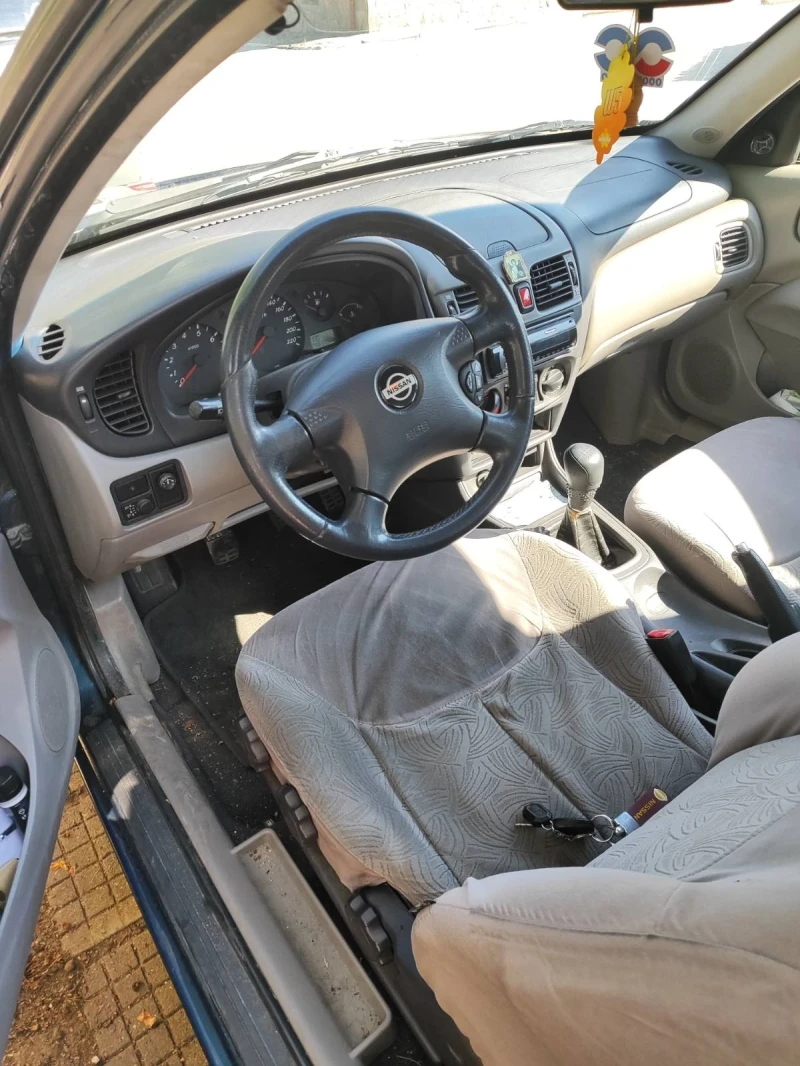 Nissan Almera, снимка 2 - Автомобили и джипове - 48645393