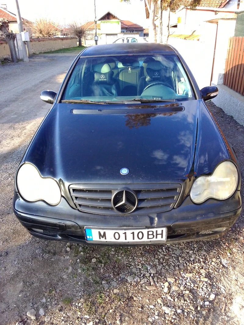 Mercedes-Benz C 220, снимка 12 - Автомобили и джипове - 48851341