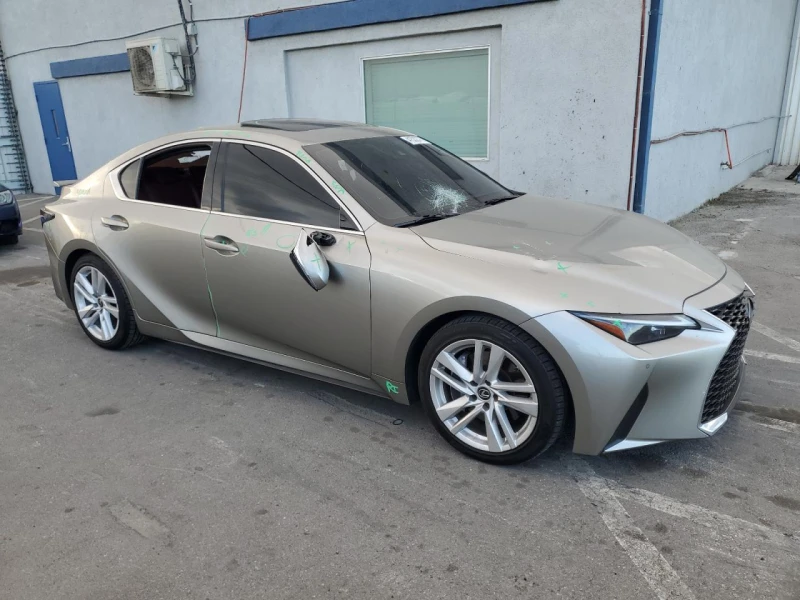 Lexus IS 300, снимка 2 - Автомобили и джипове - 49192700