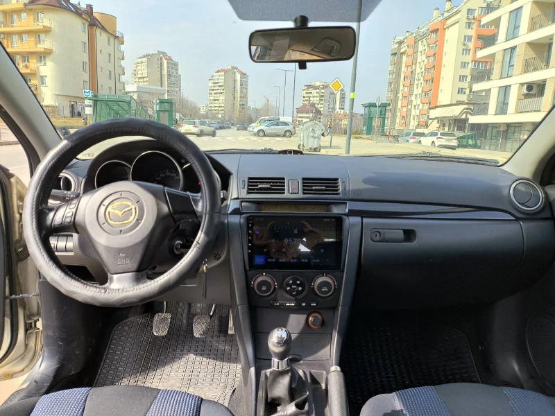 Mazda 3, снимка 9 - Автомобили и джипове - 49301595