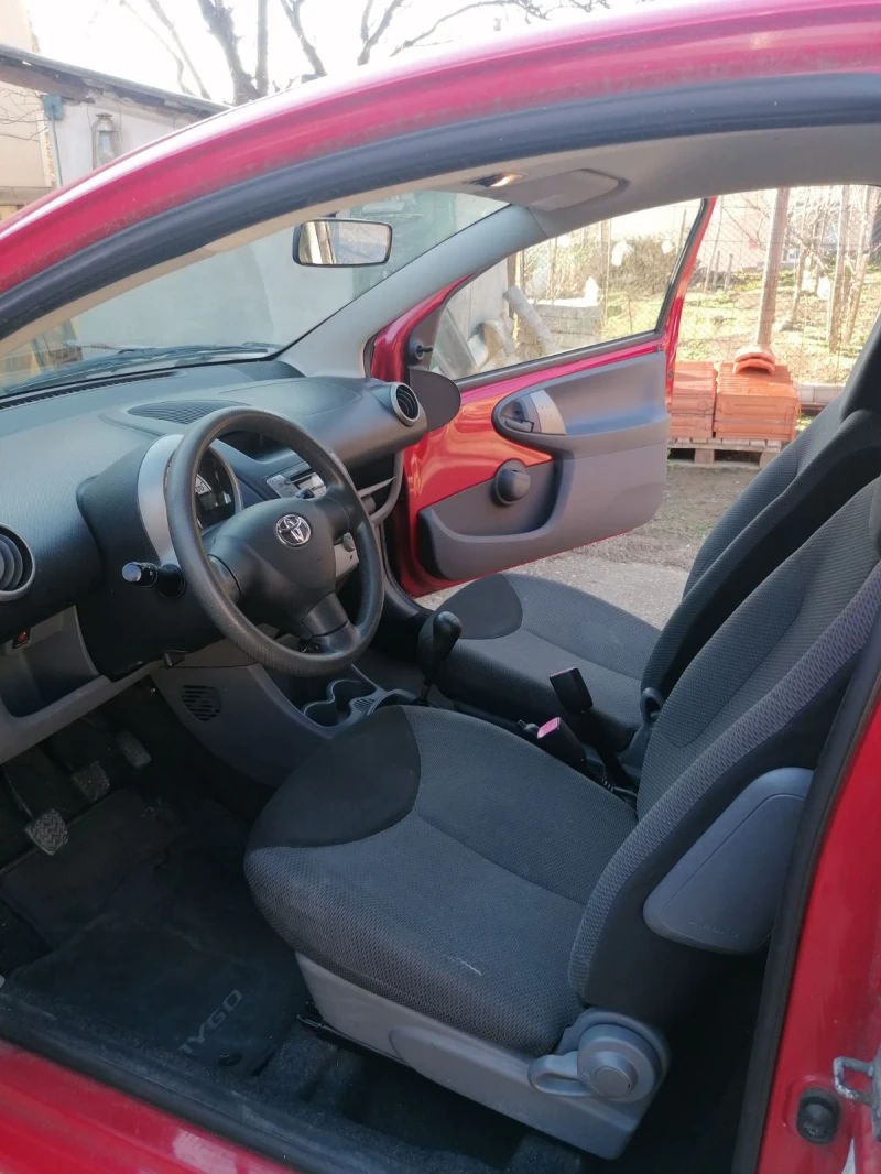 Toyota Aygo, снимка 7 - Автомобили и джипове - 50377065
