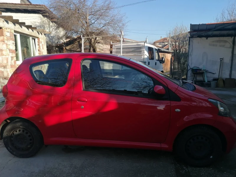 Toyota Aygo, снимка 4 - Автомобили и джипове - 50377065