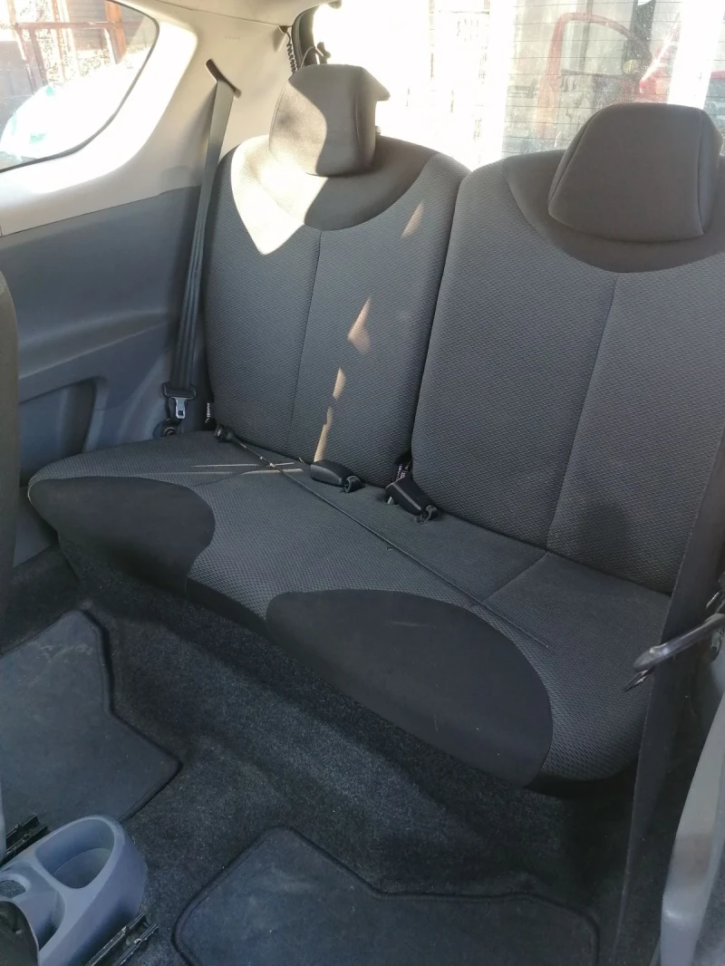 Toyota Aygo, снимка 11 - Автомобили и джипове - 50377065