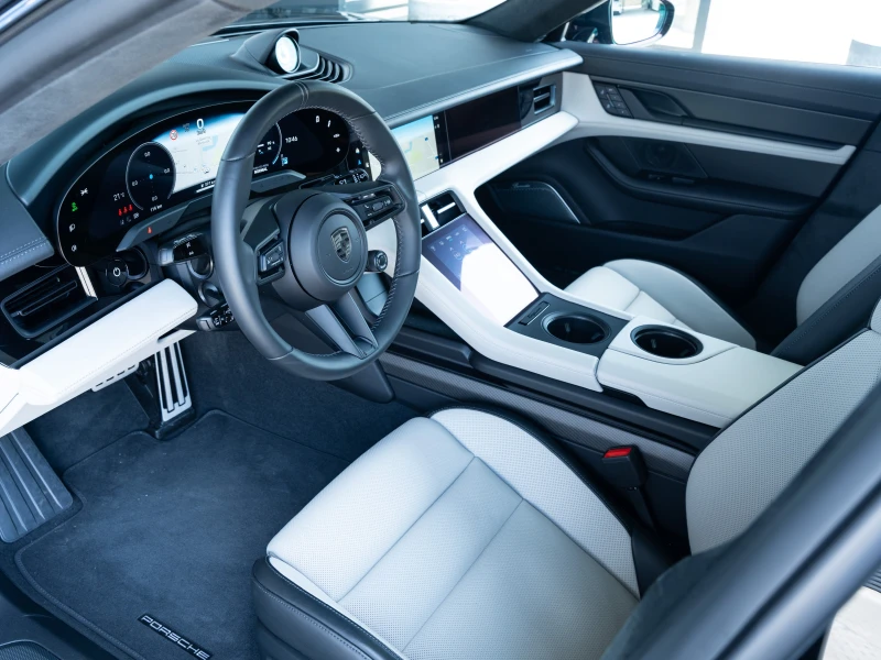 Porsche Taycan Turbo S Cross Turismo, снимка 6 - Автомобили и джипове - 51259392