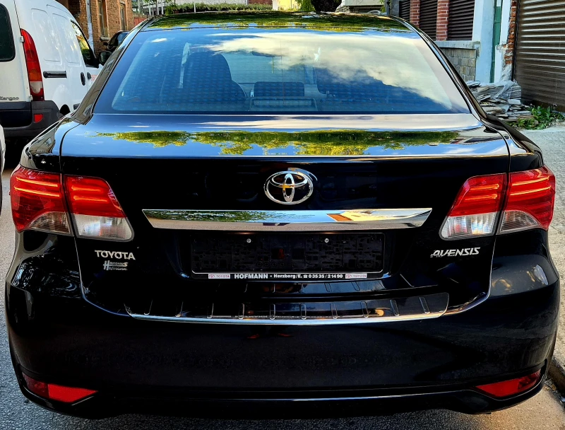 Toyota Avensis 1.8i-FACELIFT-AVTOMAT-NAVI-veriga-нов-japan, снимка 10 - Автомобили и джипове - 52021147