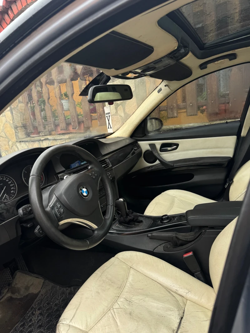 BMW 330, снимка 13 - Автомобили и джипове - 52446622