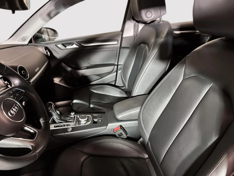 Audi A3 Komfort* 2.0T* Quattro* АвтоКредит* (ЦЕНА ДО БГ), снимка 9 - Автомобили и джипове - 52990266