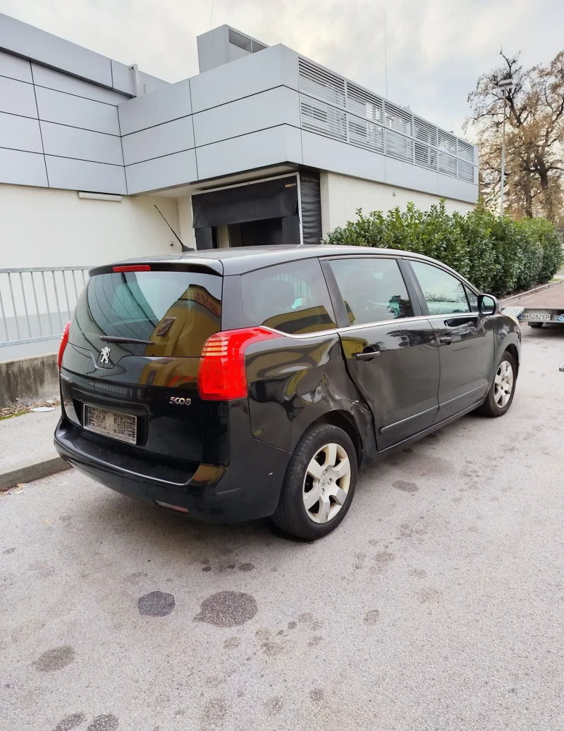 Peugeot 5008 1.6i 120кс, снимка 3 - Автомобили и джипове - 53011036