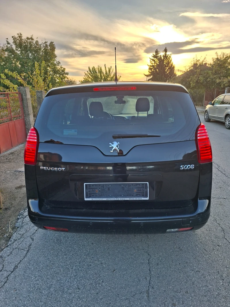 Peugeot 5008 1.6i 120кс, снимка 14 - Автомобили и джипове - 53011036