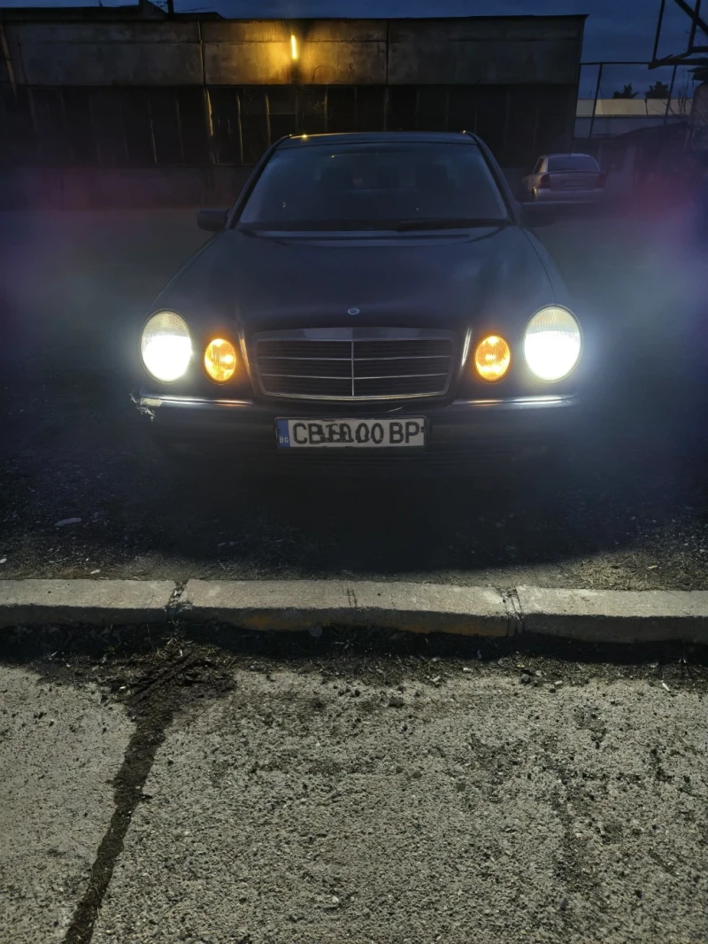 Mercedes-Benz E 200 2.0 W210