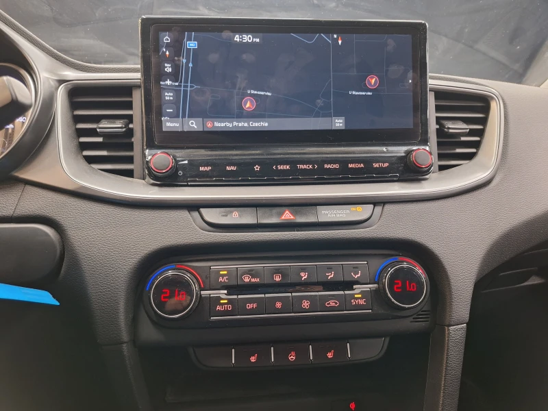 Kia Ceed 1.5 T-GDI / Top /SW/ В ГАРАНЦИЯ /ОЧАКВАН ВНОС, снимка 8 - Автомобили и джипове - 53407224