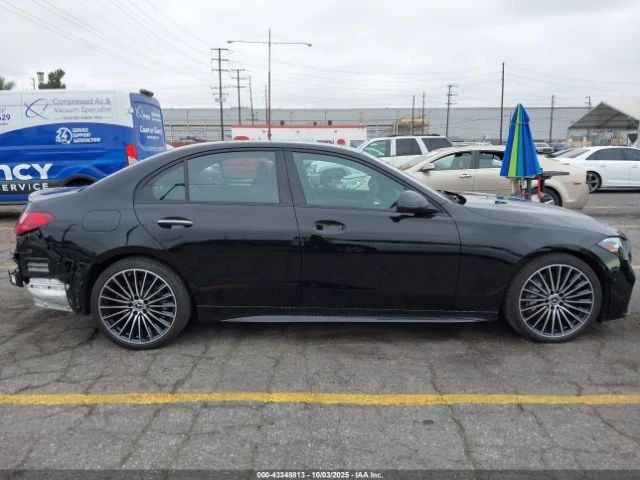 Mercedes-Benz C 300 AMG PGK* DISTRONIC* 360* G TRONIC* HEADUP* , снимка 13 - Автомобили и джипове - 53023183