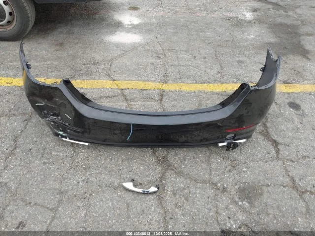 Mercedes-Benz C 300 AMG PGK* DISTRONIC* 360* G TRONIC* HEADUP* , снимка 11 - Автомобили и джипове - 53023183