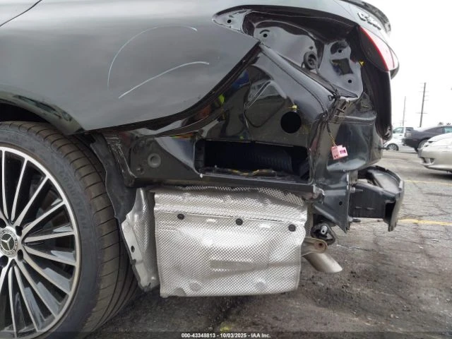 Mercedes-Benz C 300 AMG PGK* DISTRONIC* 360* G TRONIC* HEADUP* , снимка 17 - Автомобили и джипове - 53023183