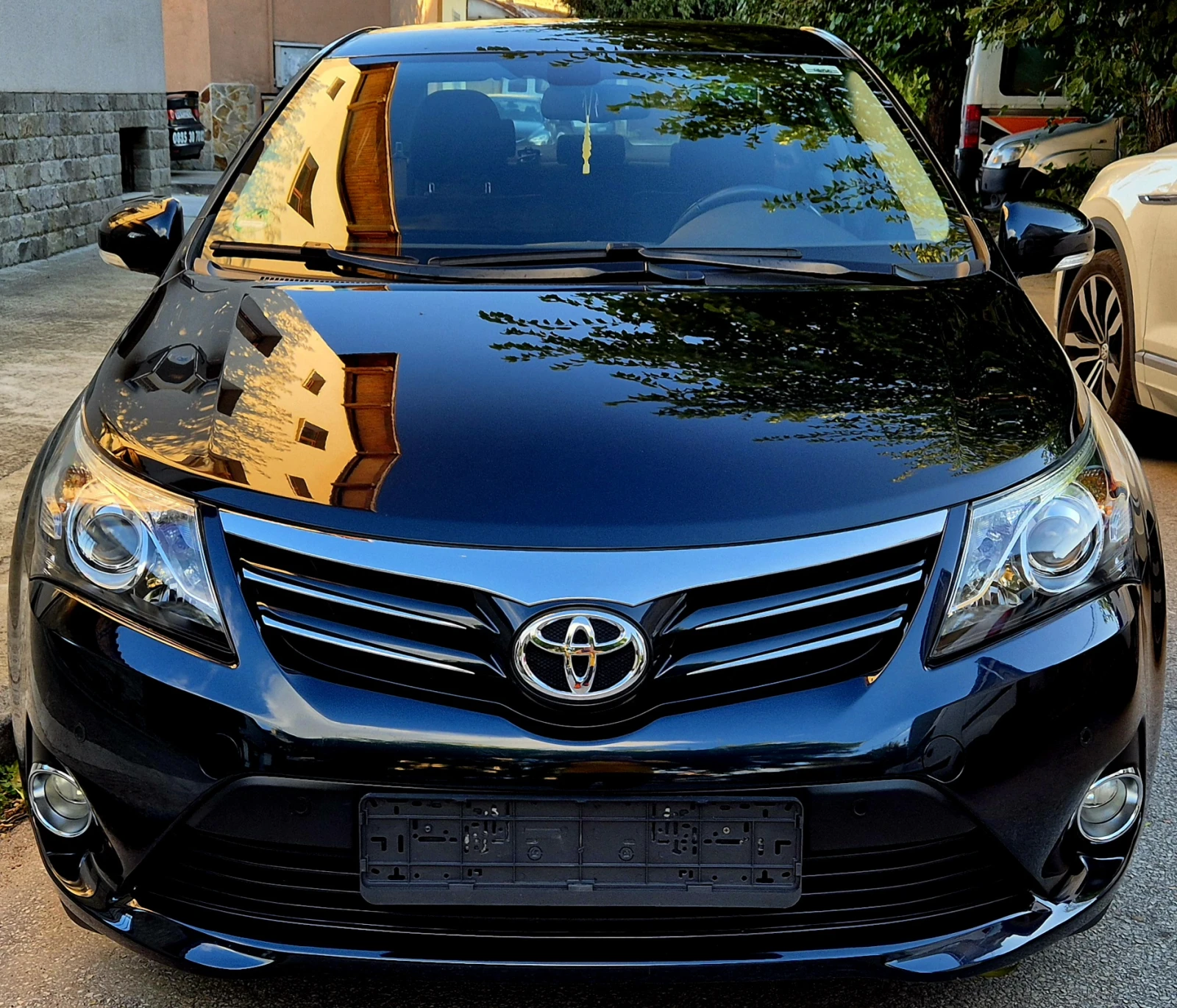 Toyota Avensis 1.8i-FACELIFT-AVTOMAT-NAVI-veriga-нов-japan, снимка 1
