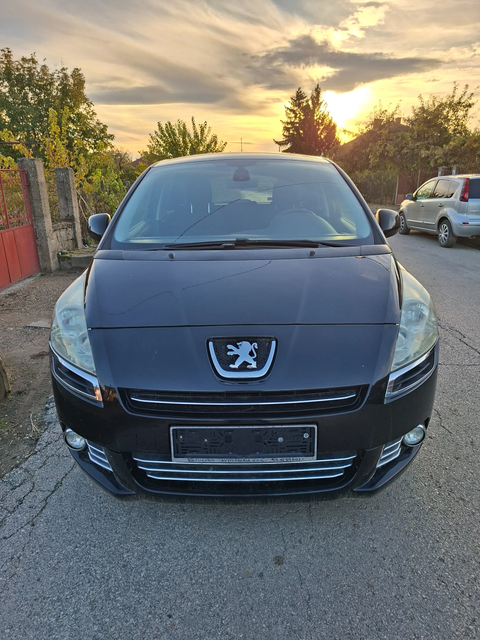 Peugeot 5008 1.6i 120кс, снимка 1