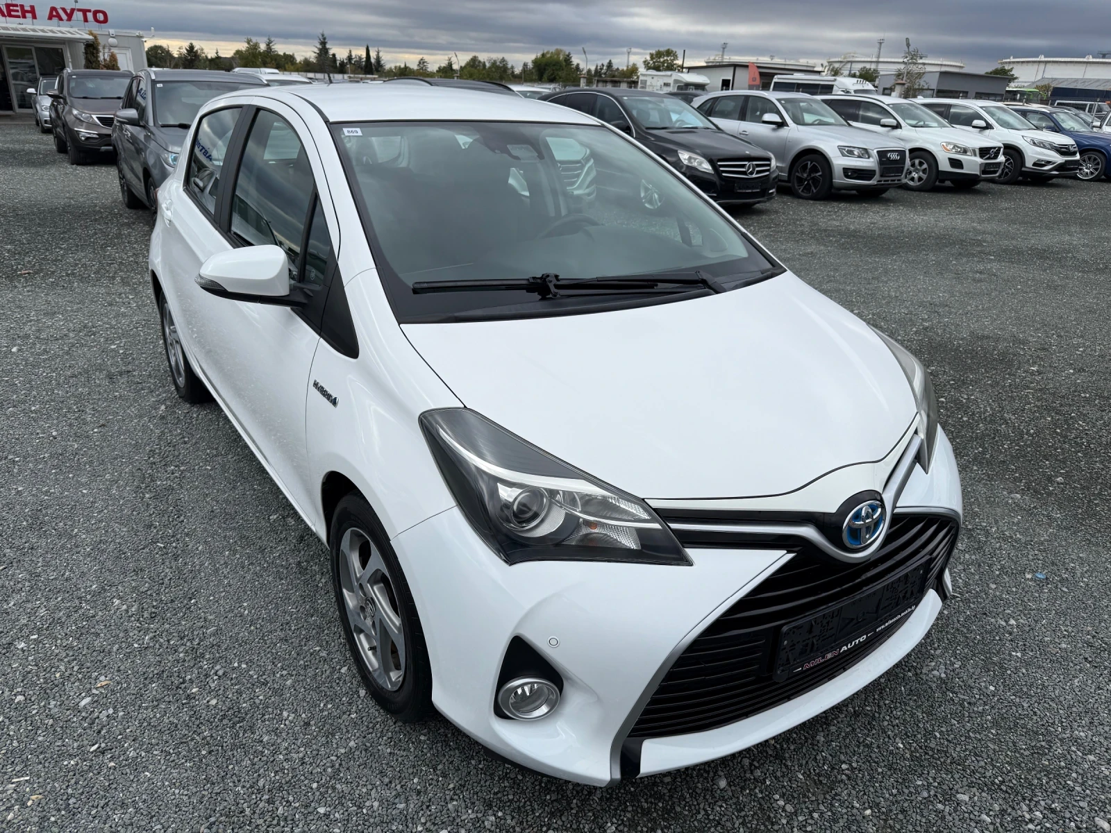 Toyota Yaris (KATO НОВА)^(ХИБРИД) - изображение 3