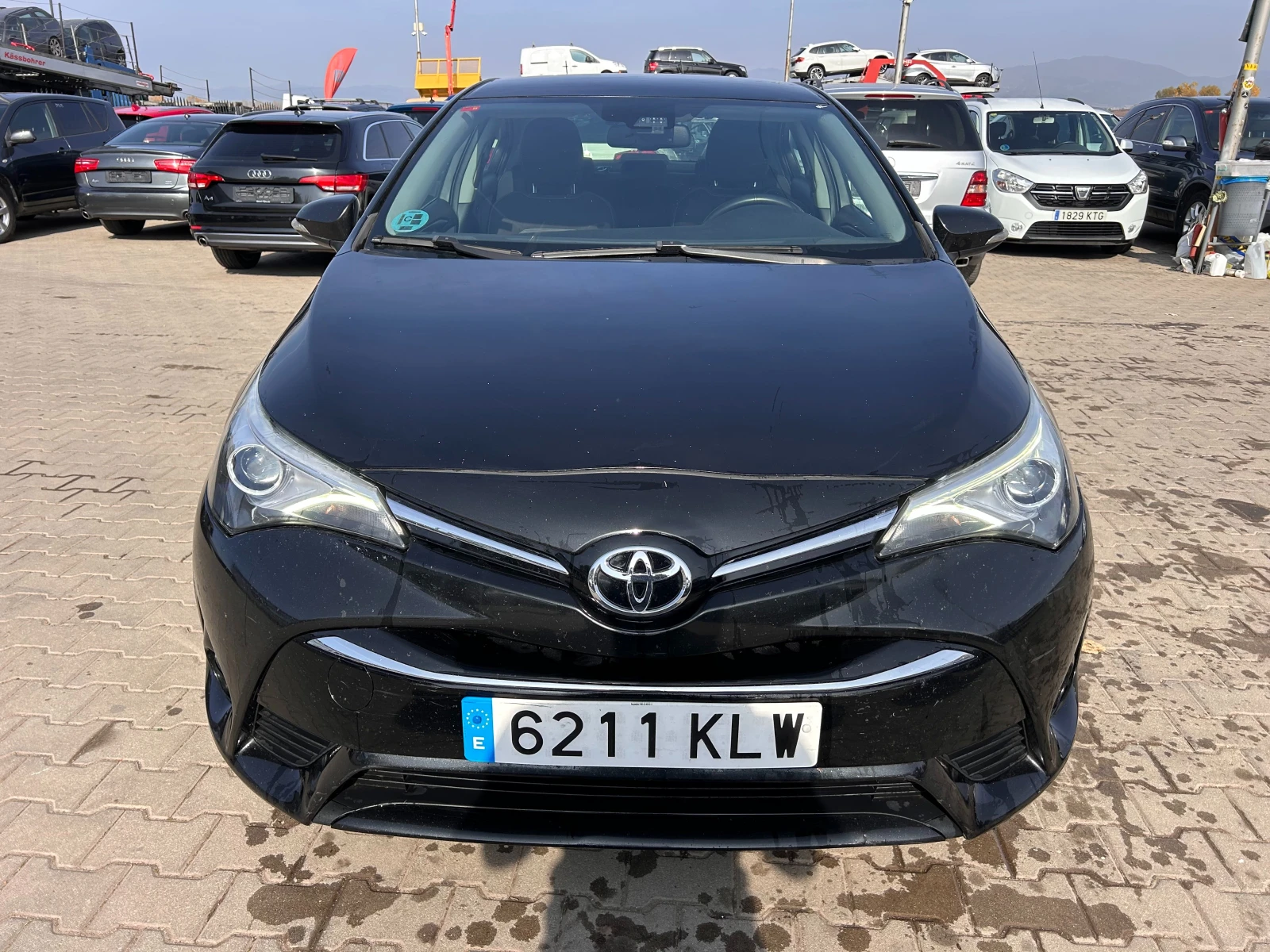 Toyota Avensis 2.0D-4D NAVI EURO 6 - изображение 3