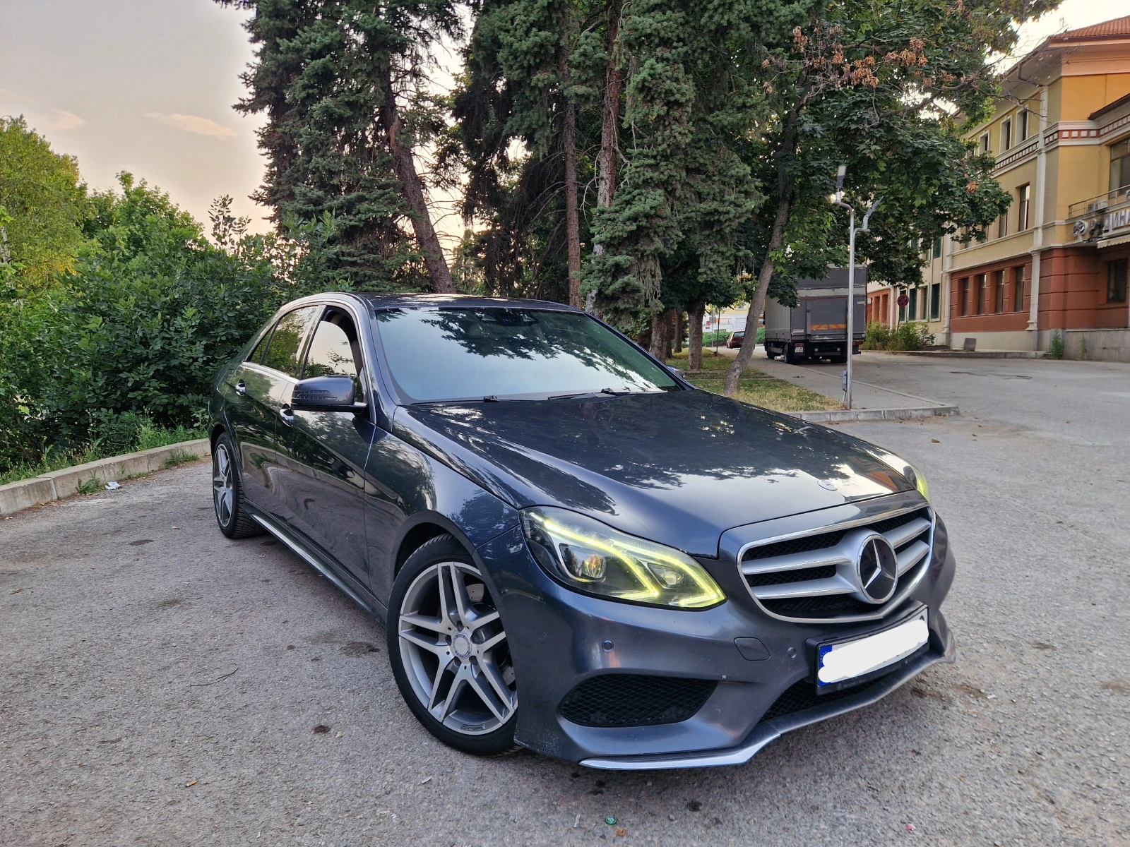 Mercedes-Benz E 350 AMG FULL 4matic - изображение 3