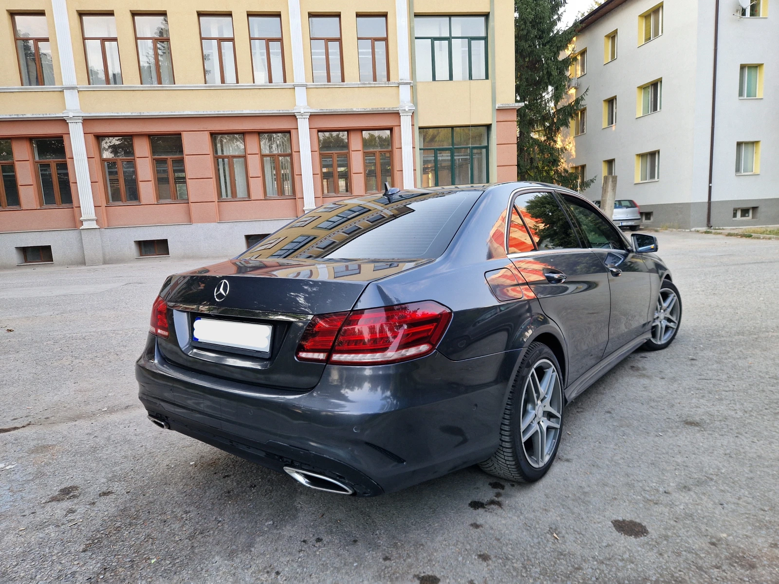 Mercedes-Benz E 350 AMG FULL 4matic - изображение 7
