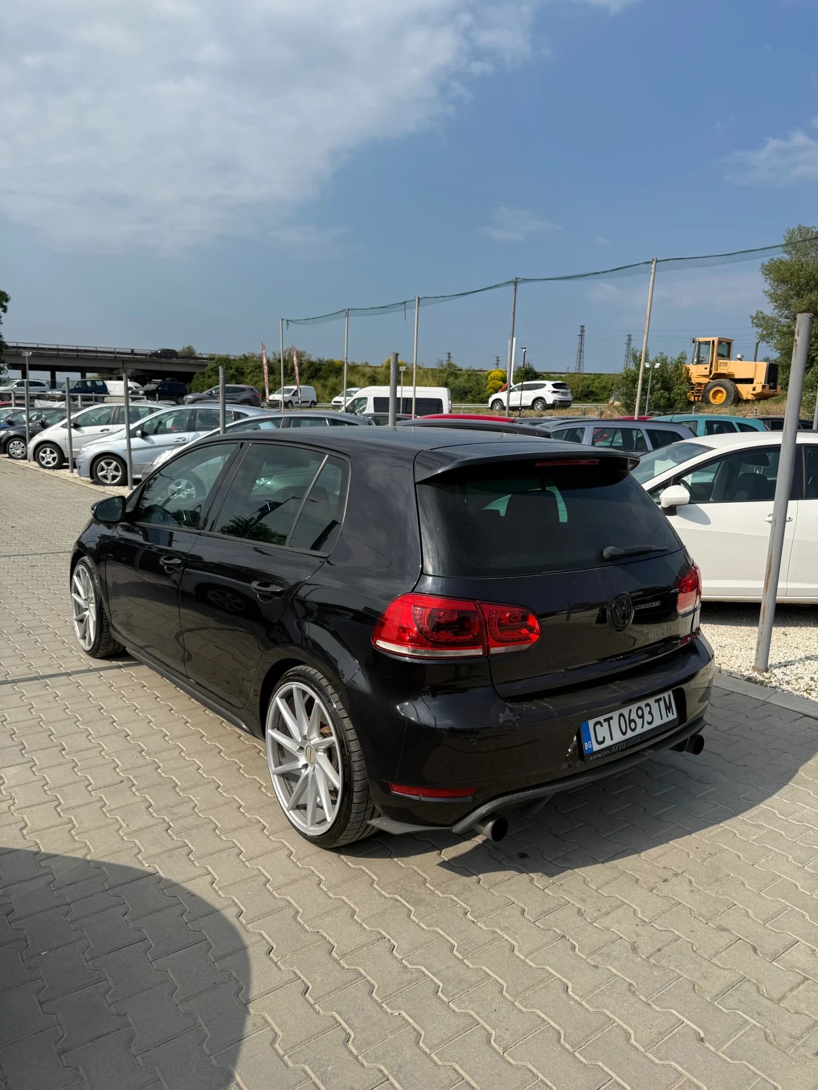 VW Golf 1.8T* Обслужен* Всичко платено* Кожа* Нави*  - изображение 10
