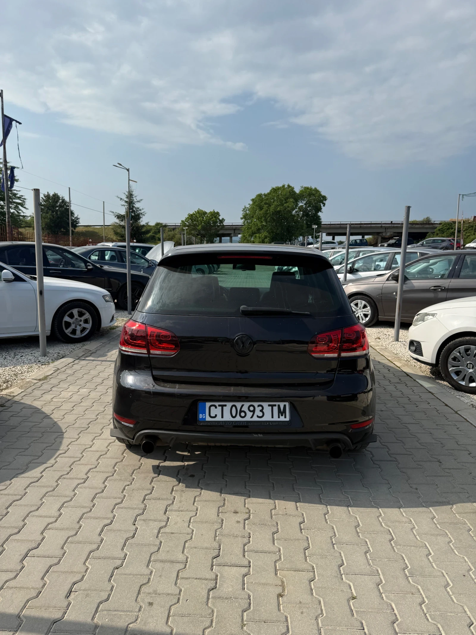 VW Golf 1.8T* Обслужен* Всичко платено* Кожа* Нави*  - изображение 8