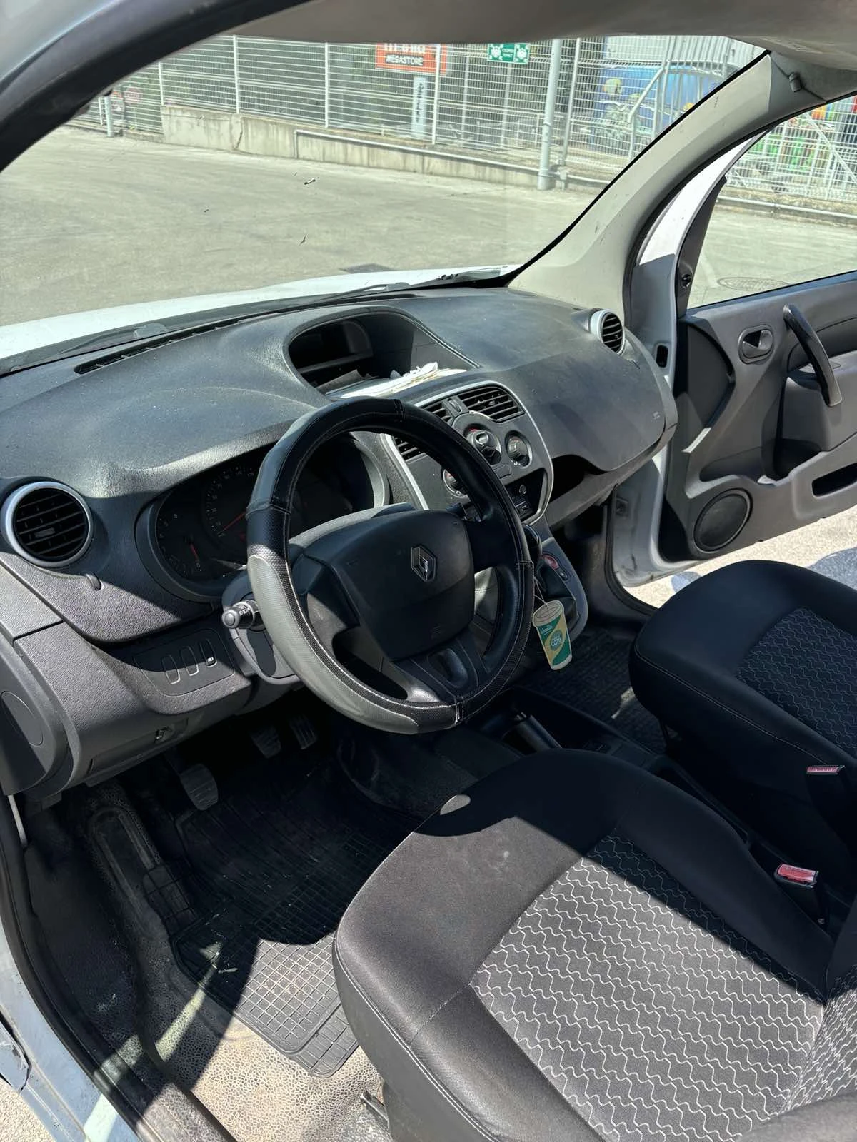 Renault Kangoo  - изображение 9