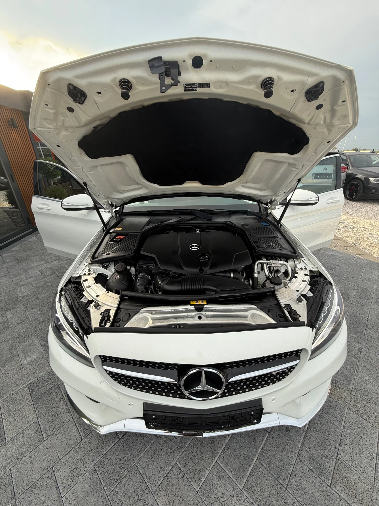 Mercedes-Benz C 220 С220///AMG-LiNE///нов внос от Белгия - изображение 8
