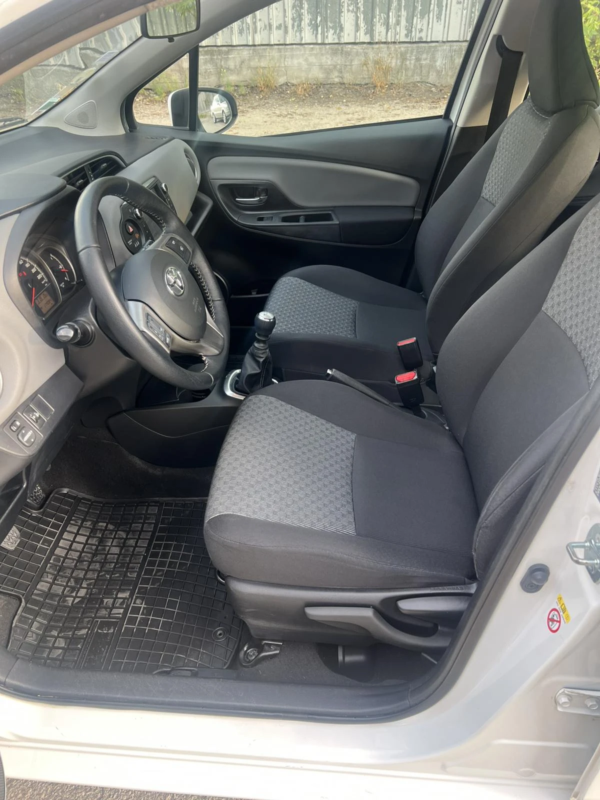 Toyota Yaris Navi Camera - изображение 8