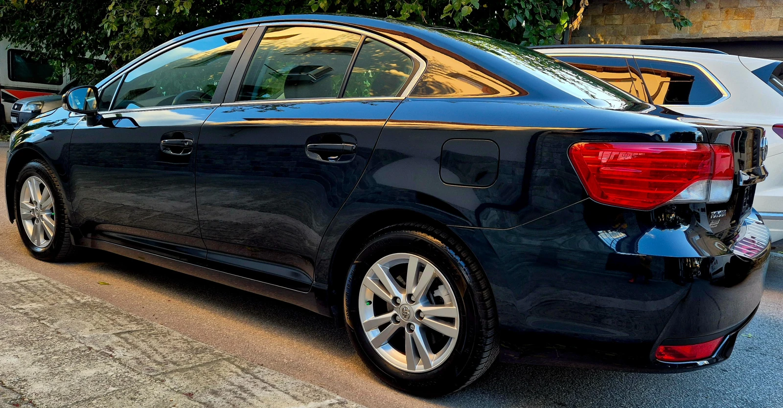 Toyota Avensis 1.8i-FACELIFT-AVTOMAT-NAVI-veriga-нов-japan - изображение 5