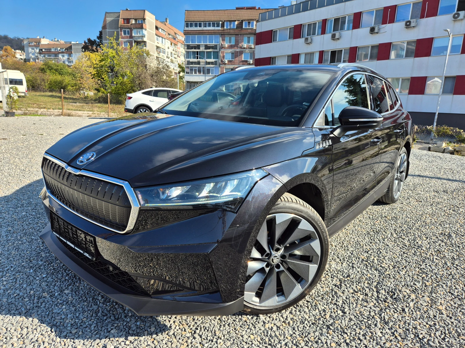 Skoda Enyaq IV-80-82 KWh-TERMO POMPA-AMBIENT LIGHT | Mobile.bg   1