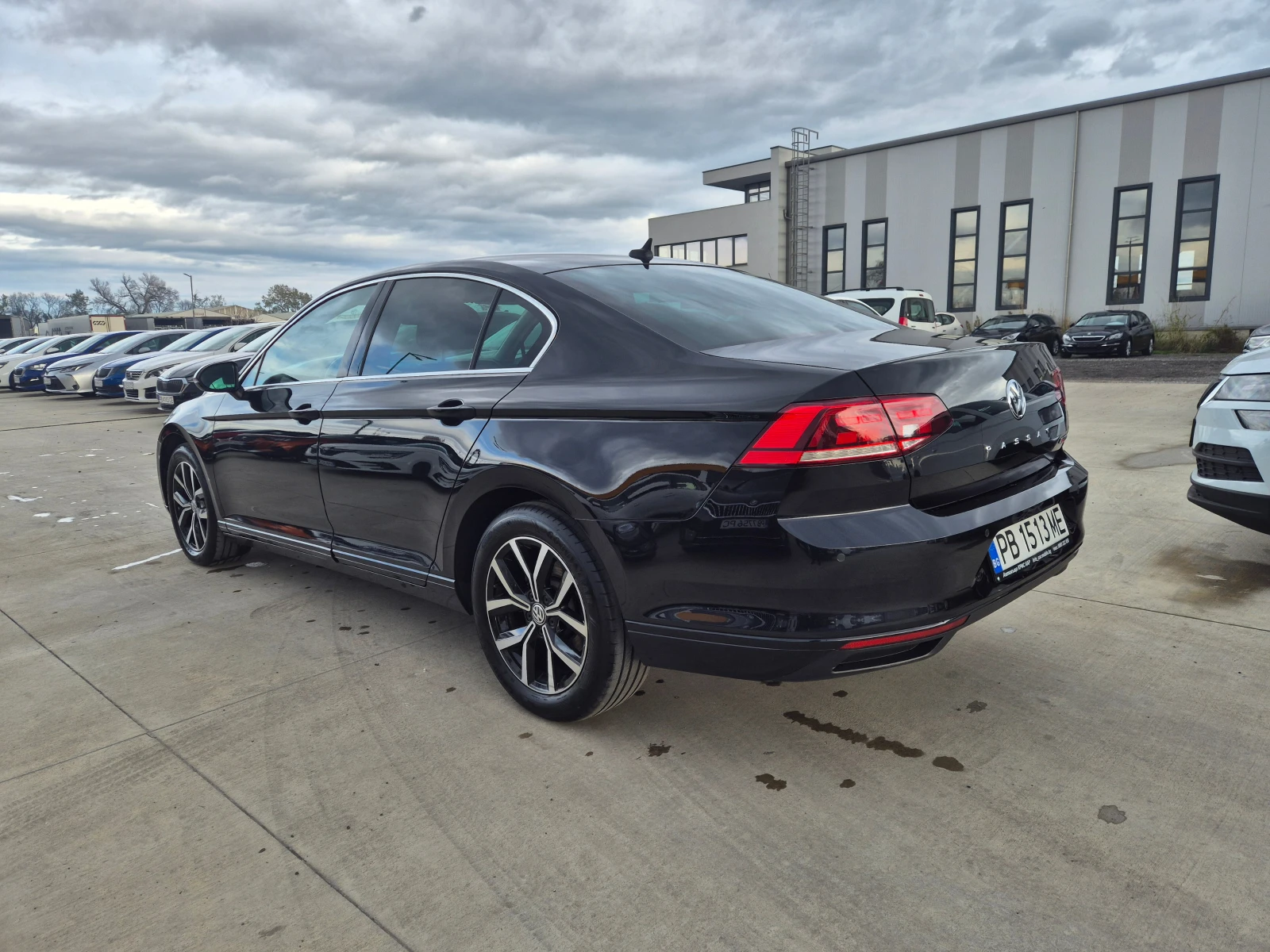 VW Passat 4Х4-А/Т-190кс - изображение 3