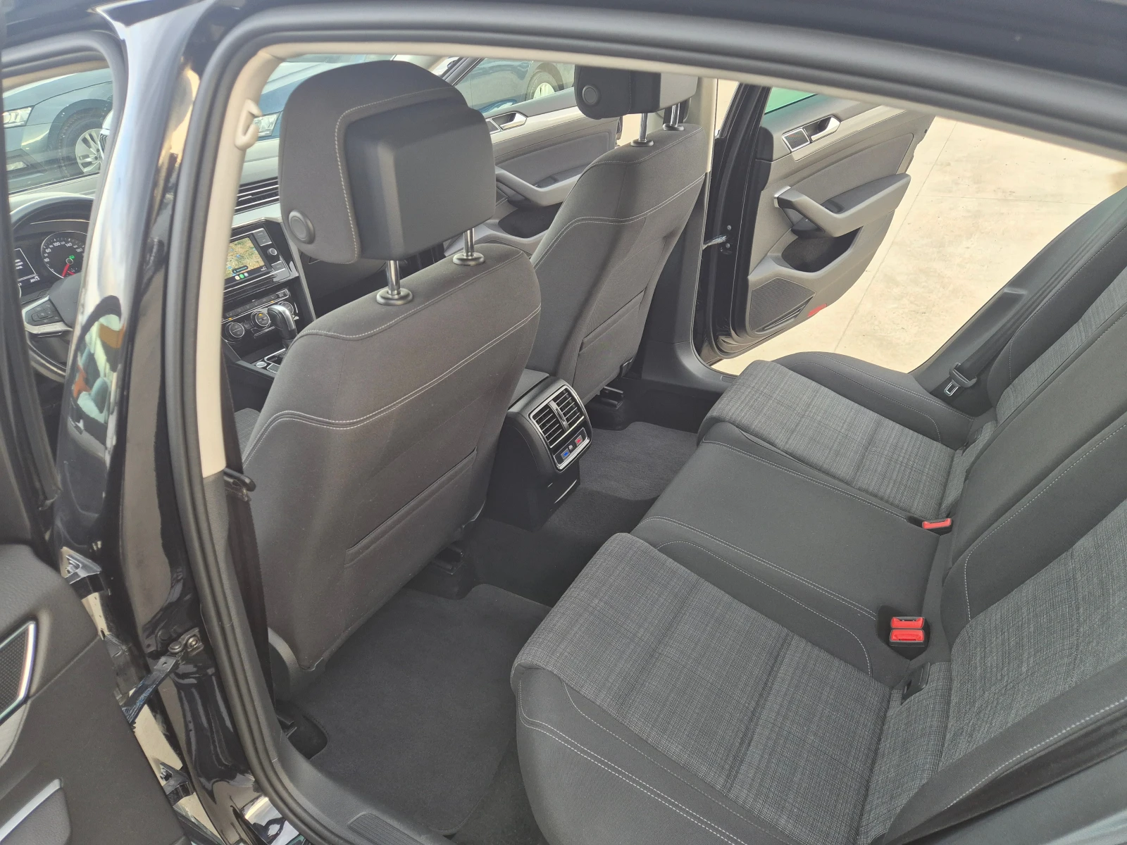 VW Passat 44-/-190 | Mobile.bg   12