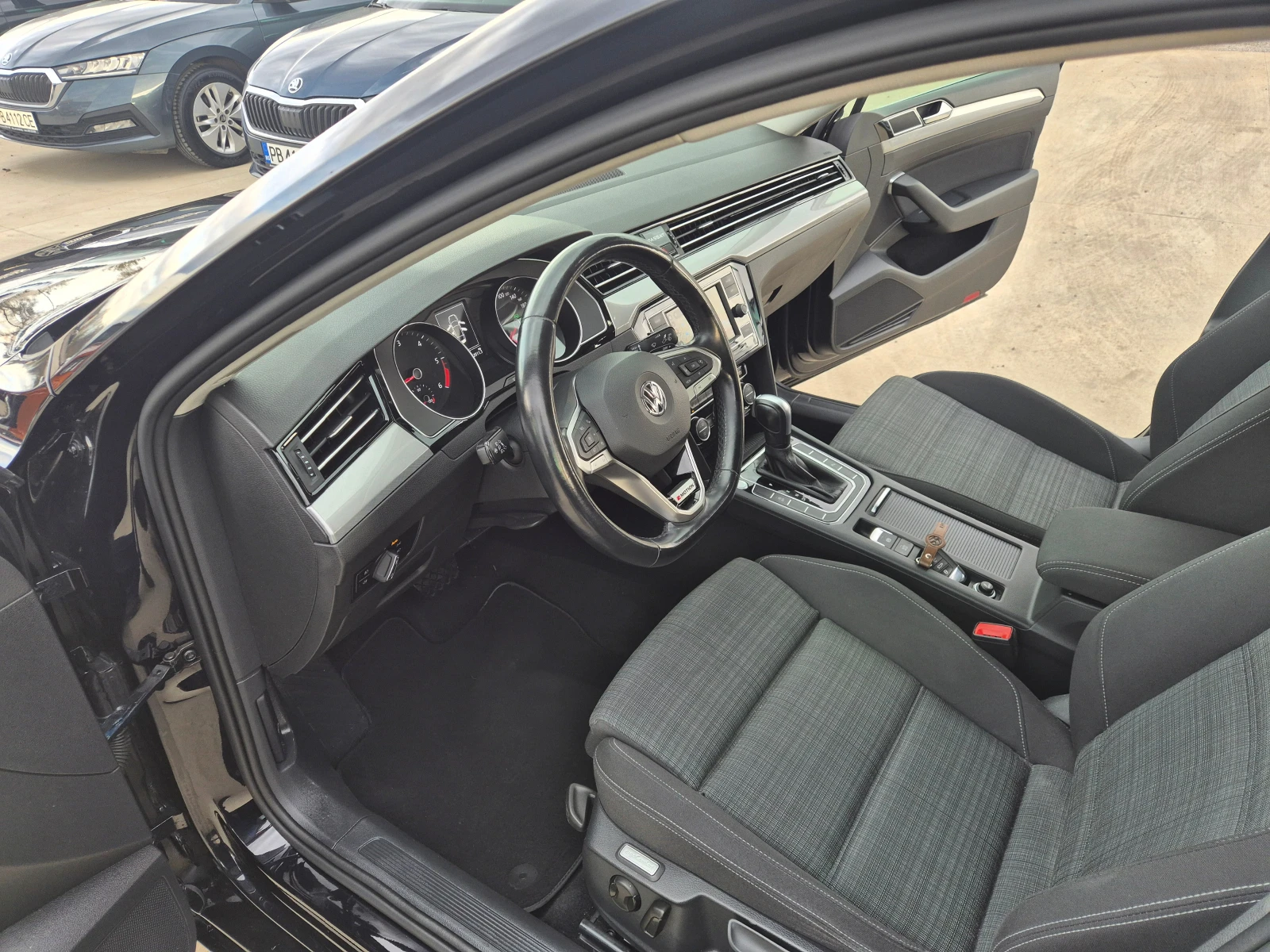 VW Passat 44-/-190 | Mobile.bg   13