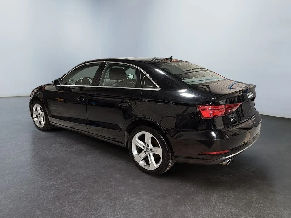 Audi A3 Komfort* 2.0T* Quattro* АвтоКредит* (ЦЕНА ДО БГ) - изображение 4