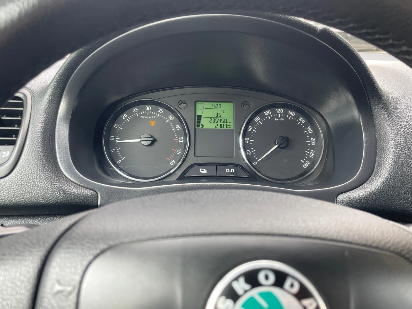 Skoda Fabia | Mobile.bg � ����������� 8
