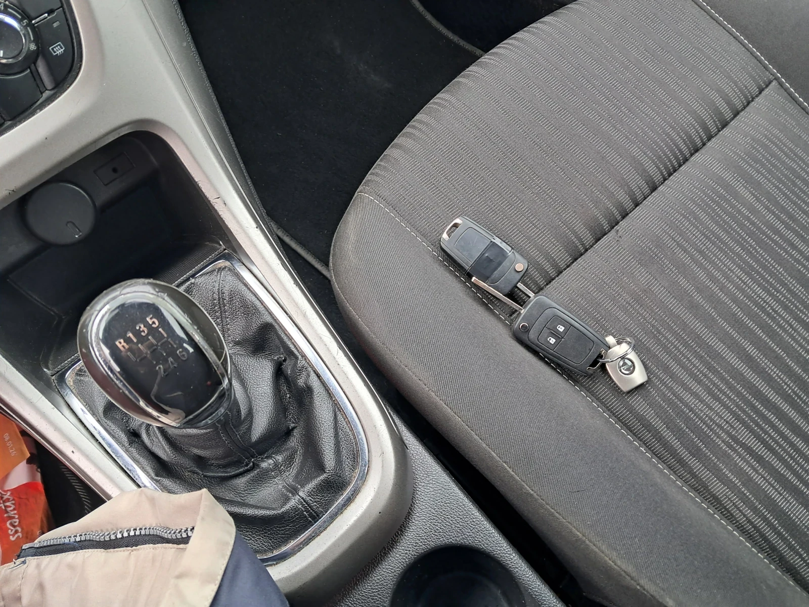 Opel Astra 1.7 CDTi 110ks EUR0 5 .6SK | Mobile.bg � ����������� 14