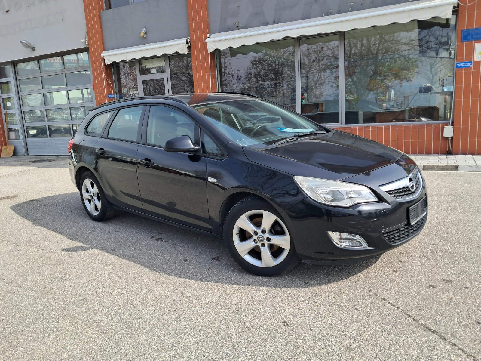 Opel Astra 1.7 CDTi 110ks EUR0 5 .6SK | Mobile.bg � ����������� 6