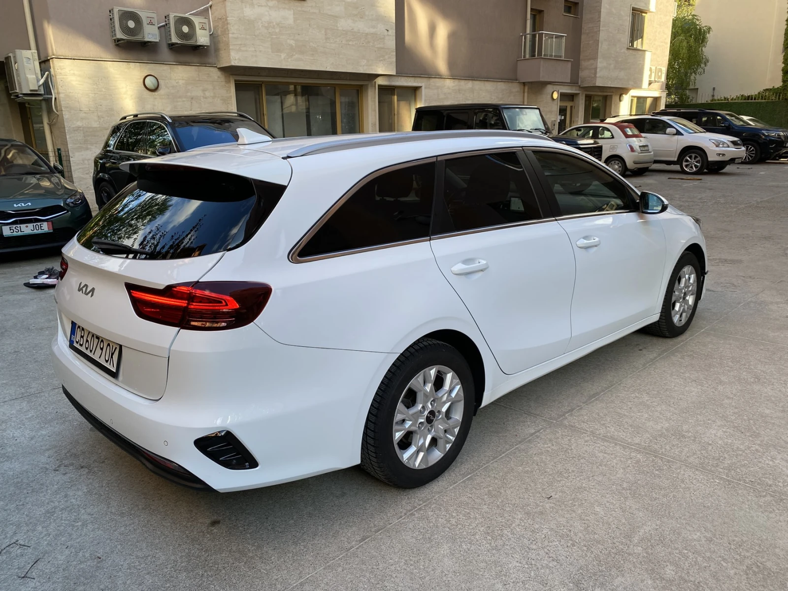Kia Ceed 1.5 T-GDI/ Top/SW/ ГАРАНЦИЯ ДО 12/2029г , снимка 5 - Автомобили и джипове - 53407224
