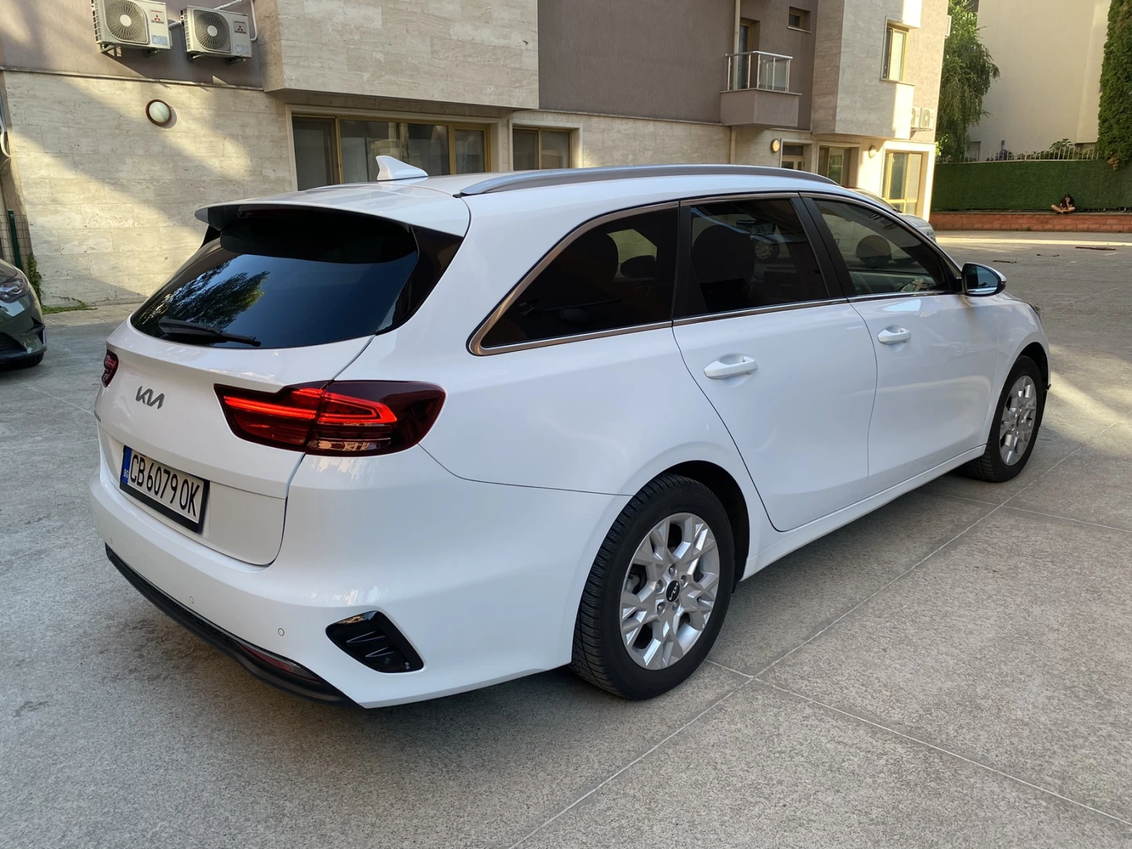 Kia Ceed 1.5 T-GDI/ Top/SW/ �������� �� 12/2029�  | Mobile.bg � ����������� 5