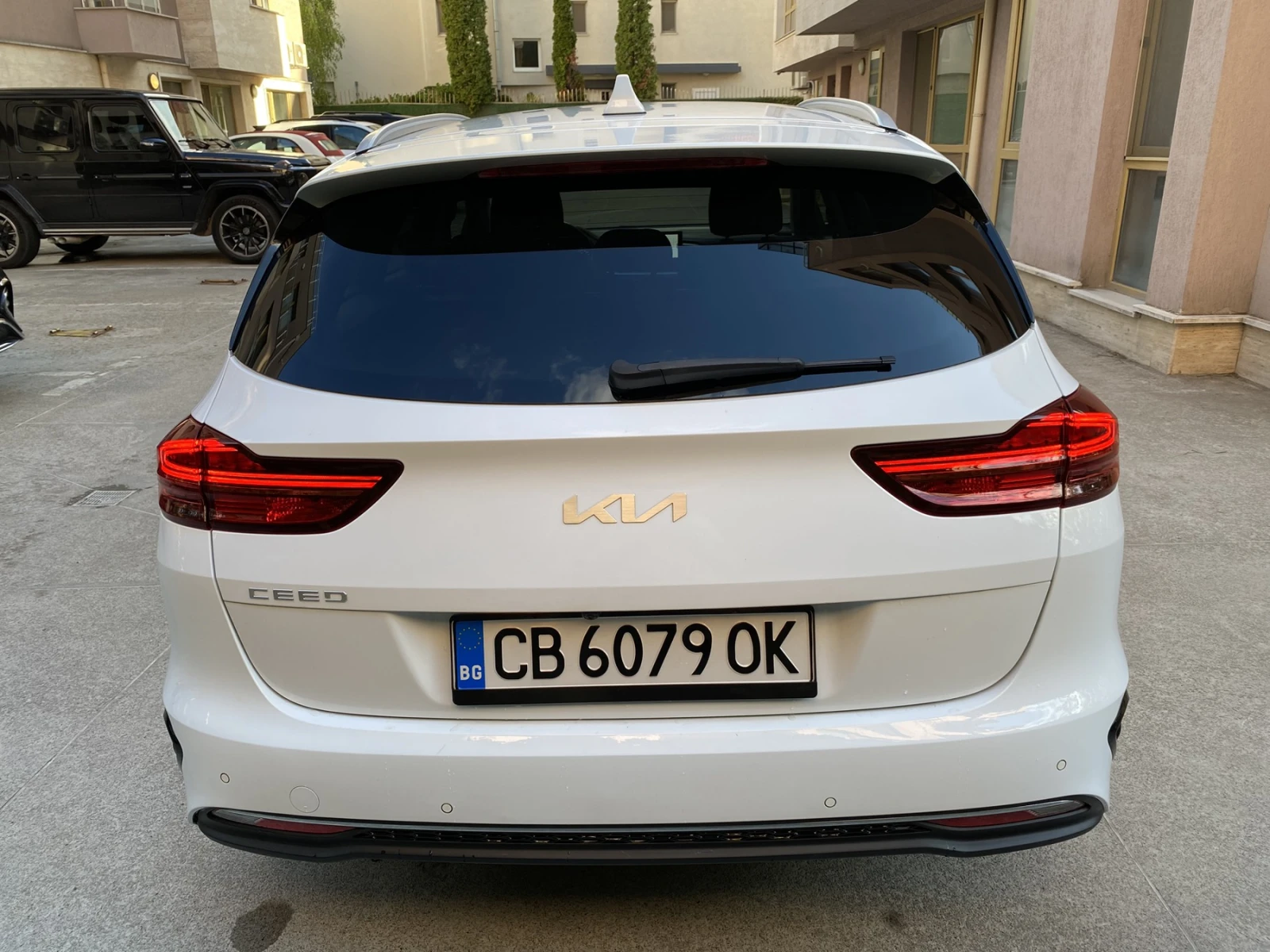 Kia Ceed 1.5 T-GDI/ Top/SW/ ГАРАНЦИЯ ДО 12/2029г , снимка 6 - Автомобили и джипове - 53407224