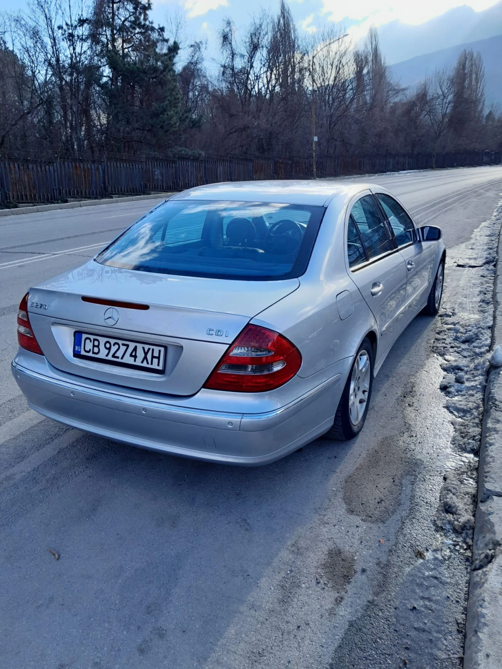 Mercedes-Benz E 270 W211, снимка 4 - Автомобили и джипове - 53892201
