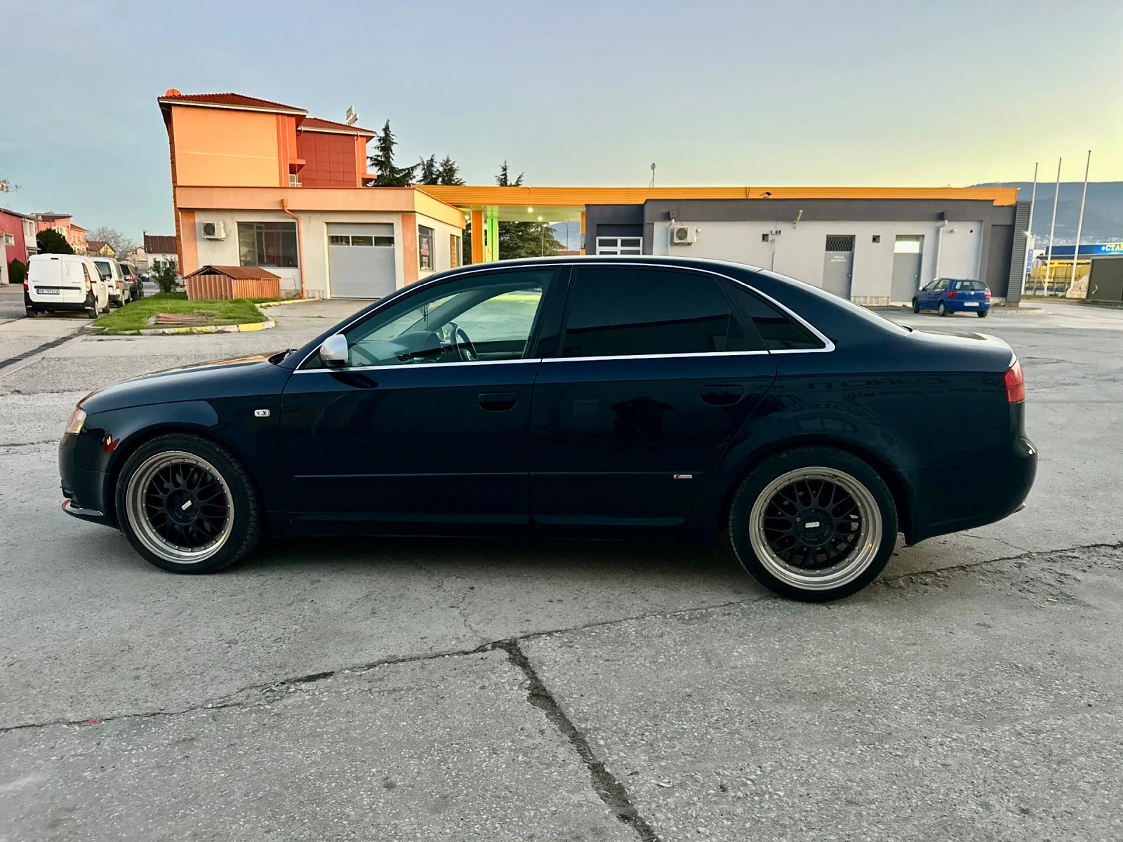 Audi A4 2.0 TDI 16V BRD, снимка 8 - Автомобили и джипове - 53941060